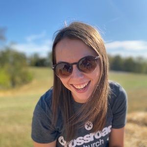 Meet your Posher, Lauren